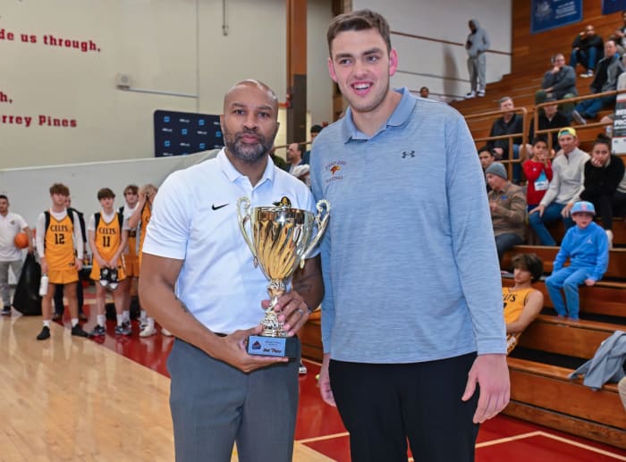 Crespi vs Canyon View Prep Torrey Pines Holiday Classic December 30, 2023 Photo-Justin Fine11